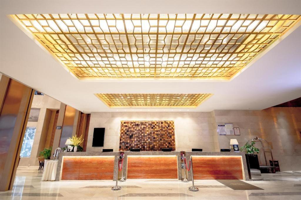 岳阳格兰云天酒店 外观 照片